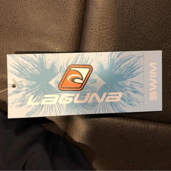 NWT Laguna Crop Rashguard solid w/Tie Dye Print Long Sleeves Lined Back … - Picture 5 of 5